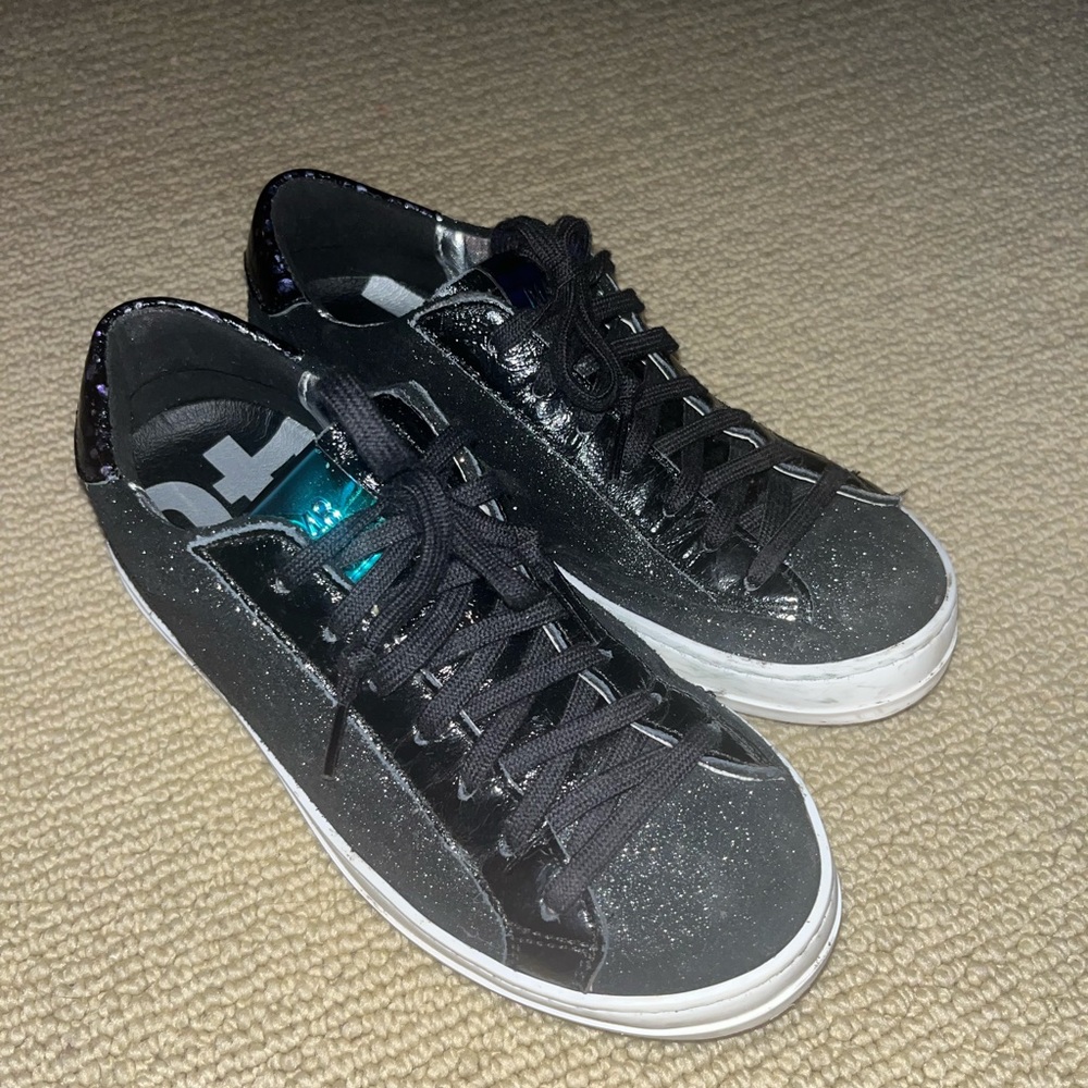 Womens P448 sneakers size 35